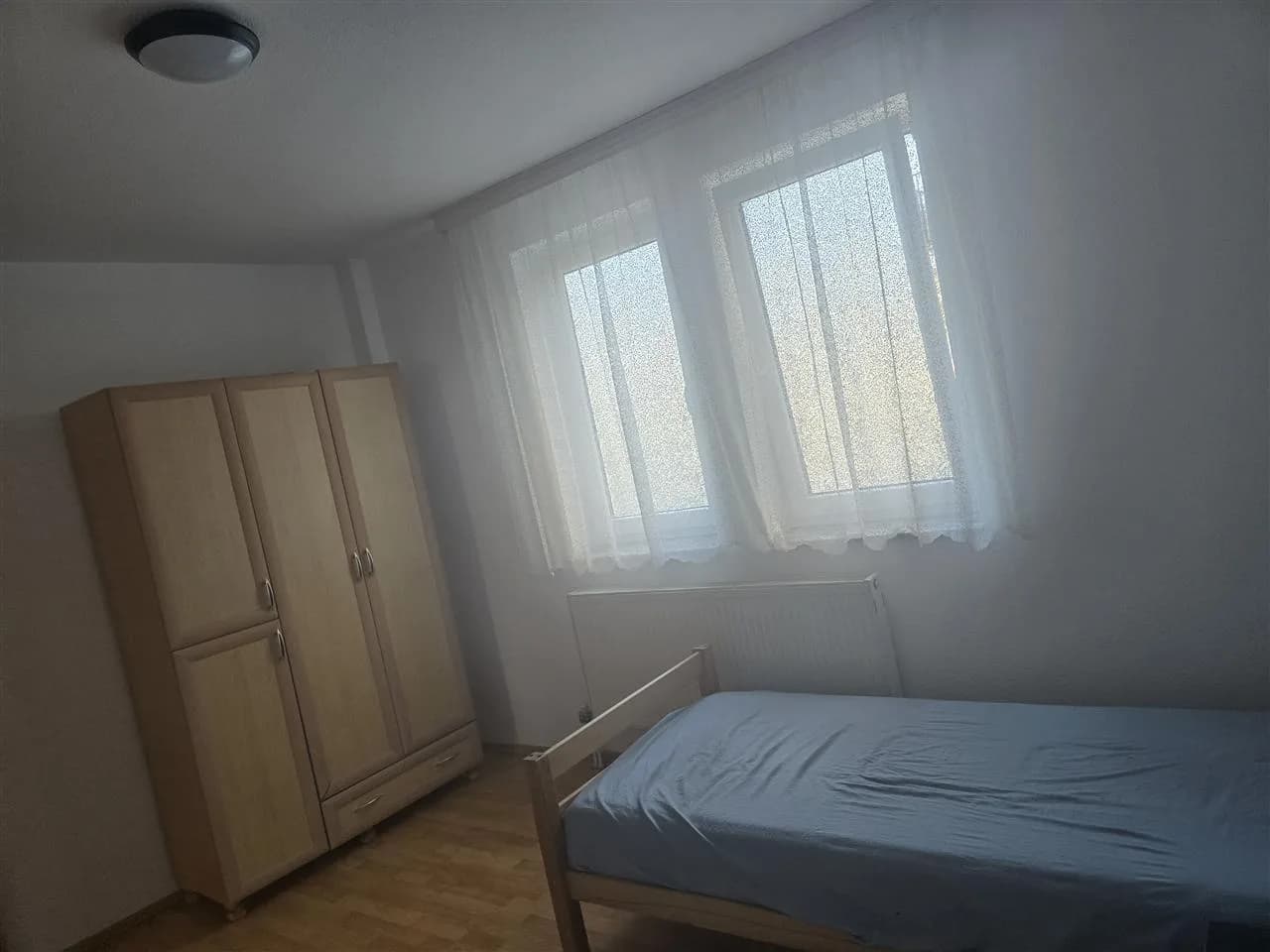 Banesë me qira në Bregun e Diellit, afër Xhambazëve, B4 — foto 2 nga 9