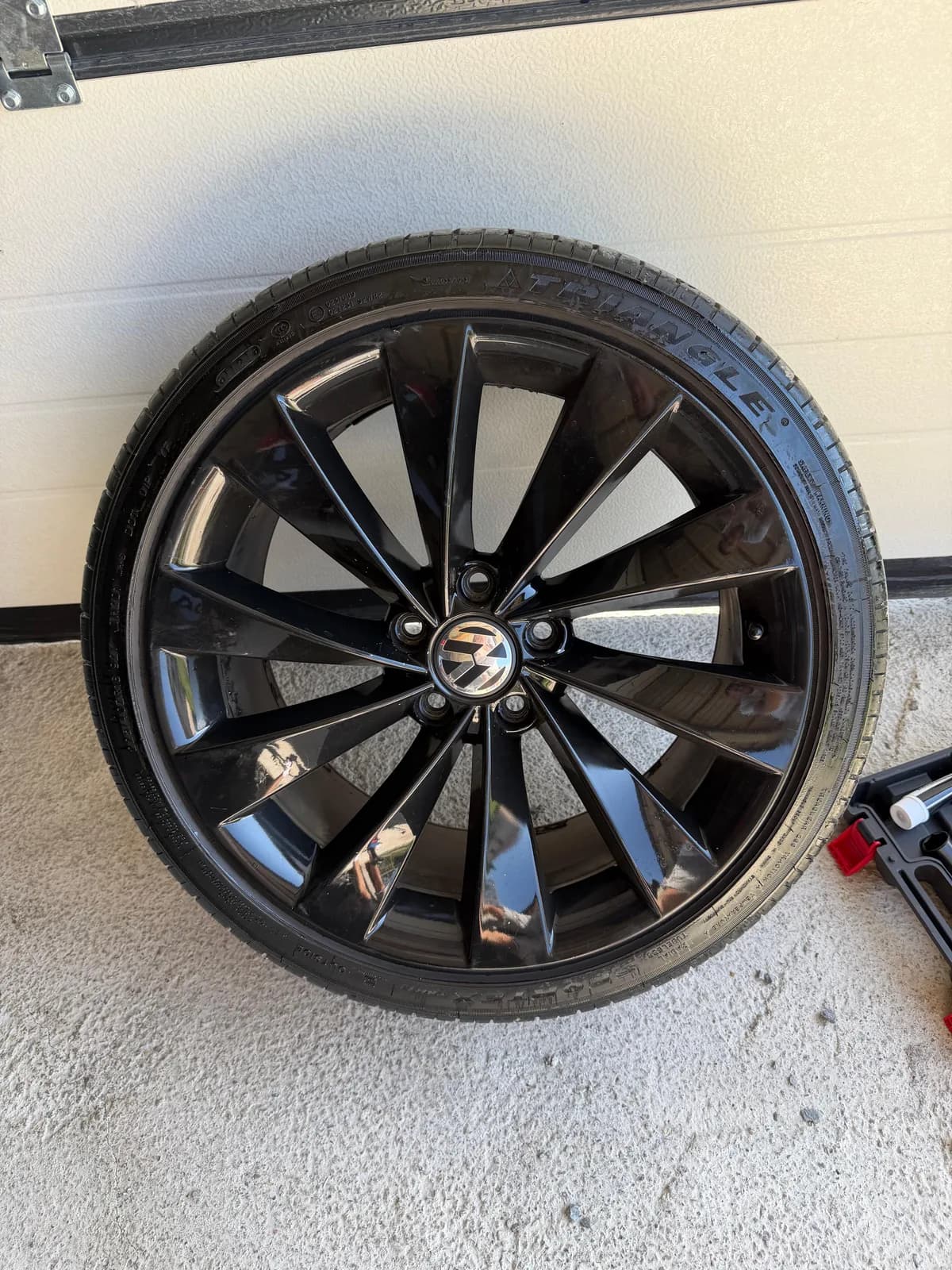 Fellne 18" origjinale me vula për Golf 5, 6, 7, etj. — foto 1 nga 3
