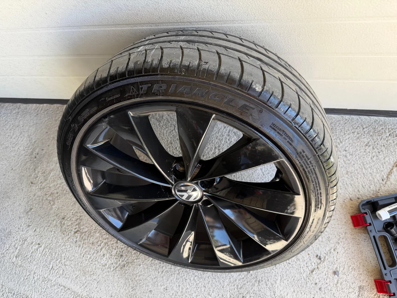 Fellne 18" origjinale me vula për Golf 5, 6, 7, etj. — foto 2 nga 3