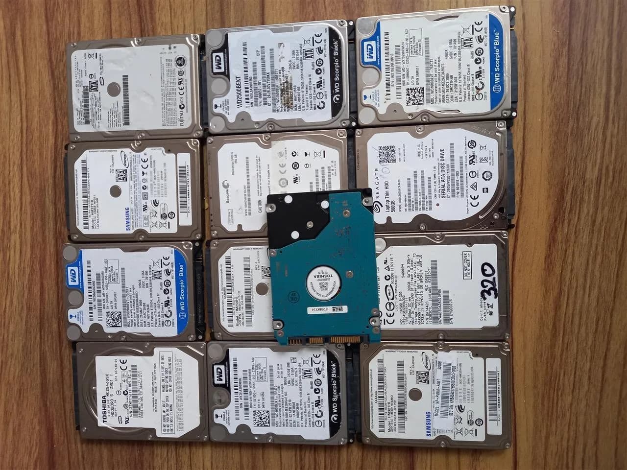 Hard disk për laptop — foto 1 nga 4